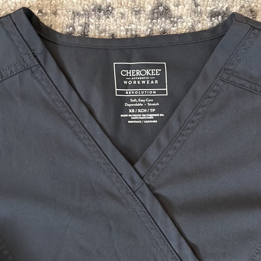 Cherokee Workwear- Revolution Scrubs View 2